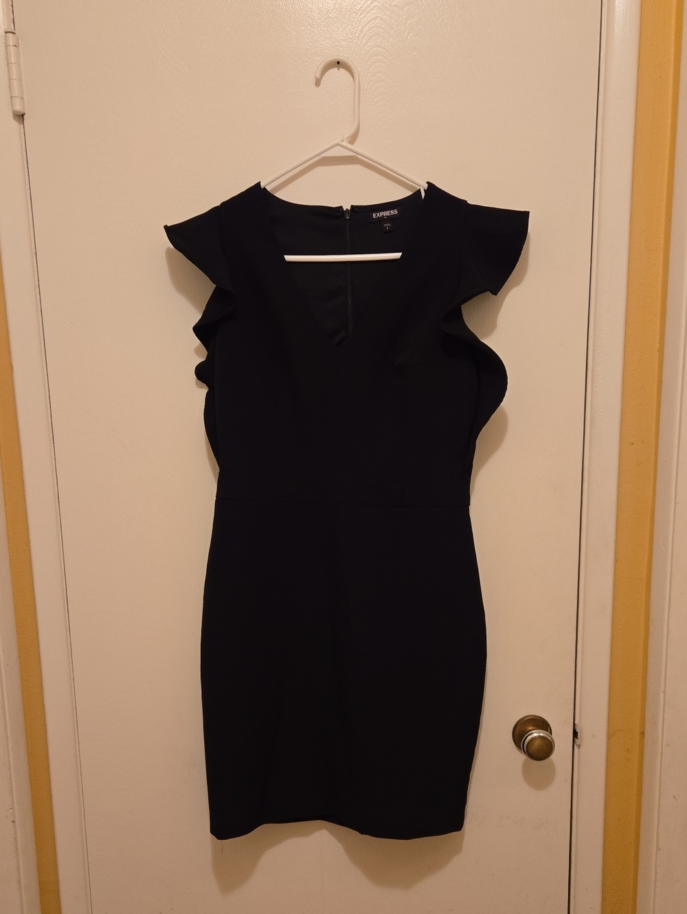 express black ruffle dress Sleeve Mini Size:CA 16 Sexy Dress for Women Black Shoes with Pink Perfect for garden parties